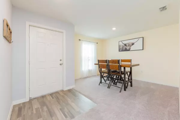 Port Saint Lucie, FL 34953,565 SW Fields AVE