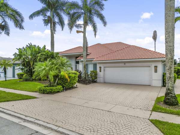 10152 Canoe Brook CIR, Boca Raton, FL 33498