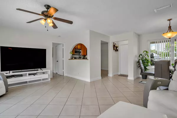 Boca Raton, FL 33434,9774 Lancaster PL