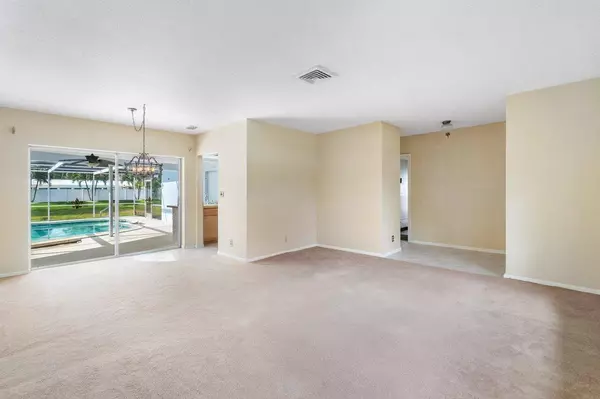 Boca Raton, FL 33486,970 SW 7th ST