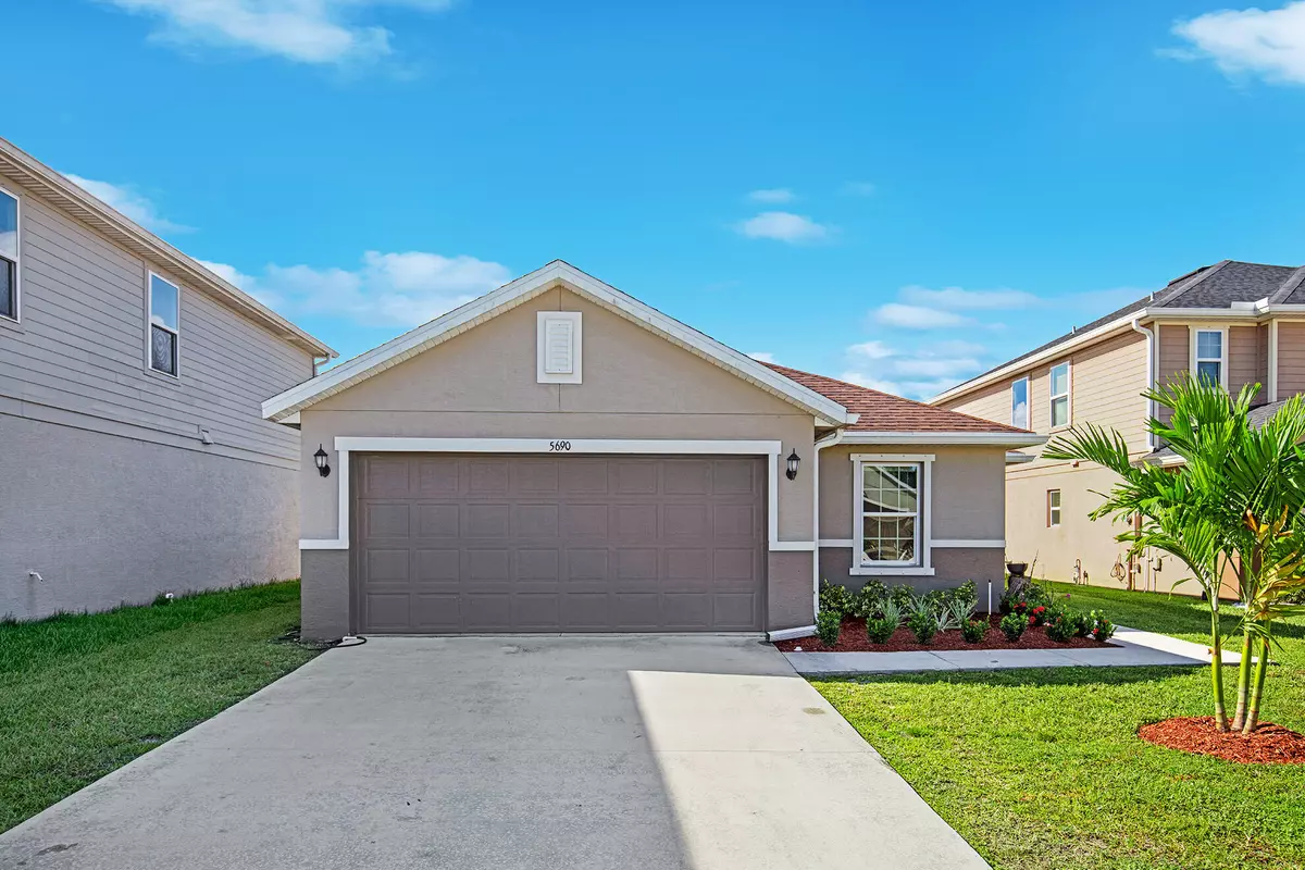 Port Saint Lucie, FL 34983,5690 NW Pine Trail CIR