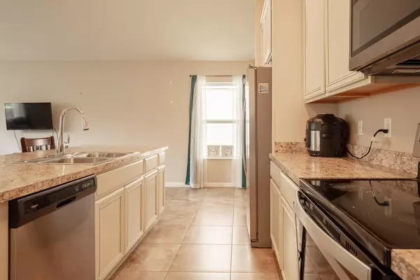 Port Saint Lucie, FL 34983,5690 NW Pine Trail CIR