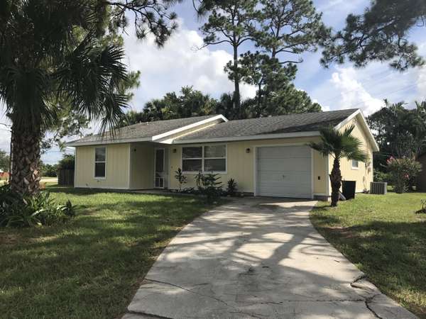 1297 SW SW Fountain AVE, Port Saint Lucie, FL 34953