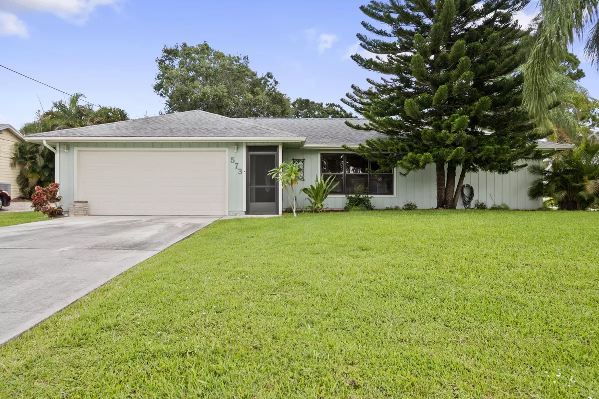 Port Saint Lucie, FL 34953,573 SW Aster RD