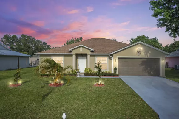 1465 SE Barker LN, Port Saint Lucie, FL 34953