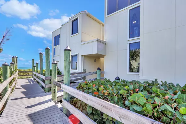 2051 NE Ocean BLVD 25,  Stuart,  FL 34996