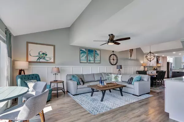 Stuart, FL 34996,2051 NE Ocean BLVD 25