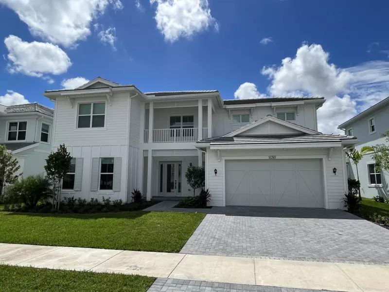 9288 Crestview CIR, Palm Beach Gardens, FL 33412