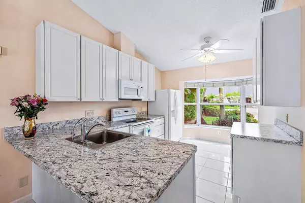 Hobe Sound, FL 33455,10843 SE Sea Pines CIR