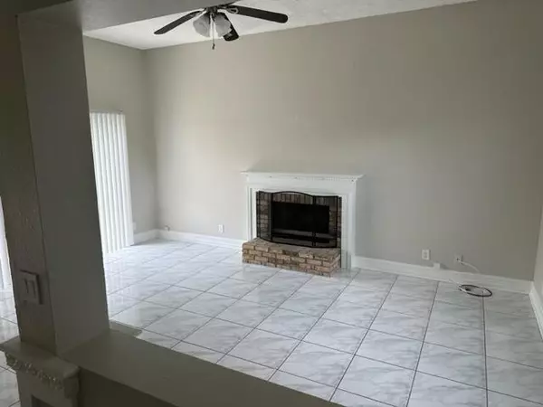 Boca Raton, FL 33428,22155 Candle CT