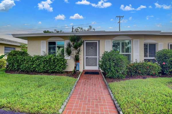 13678 Via Flora A, Delray Beach, FL 33484