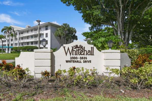 3716 Whitehall DR 102, West Palm Beach, FL 33401