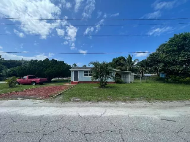 Stuart, FL 34994,2136 SE Alhambra ST