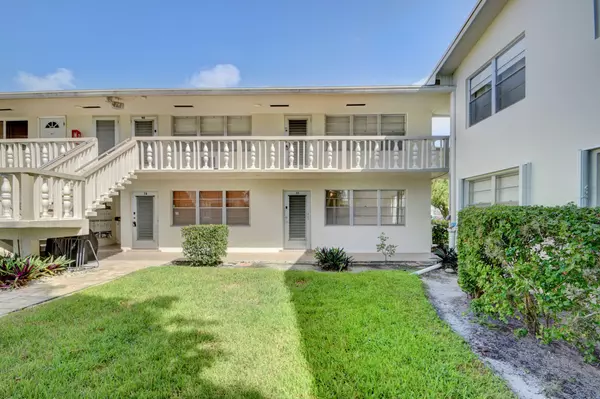 77 Sheffield D, West Palm Beach, FL 33417