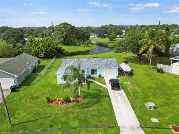 229 SW Kimball CIR, Port Saint Lucie, FL 34953