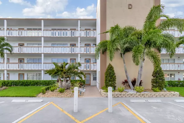 Boca Raton, FL 33434,1071 Cornwall D