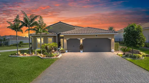 1361 NE Langford LN, Jensen Beach, FL 34957