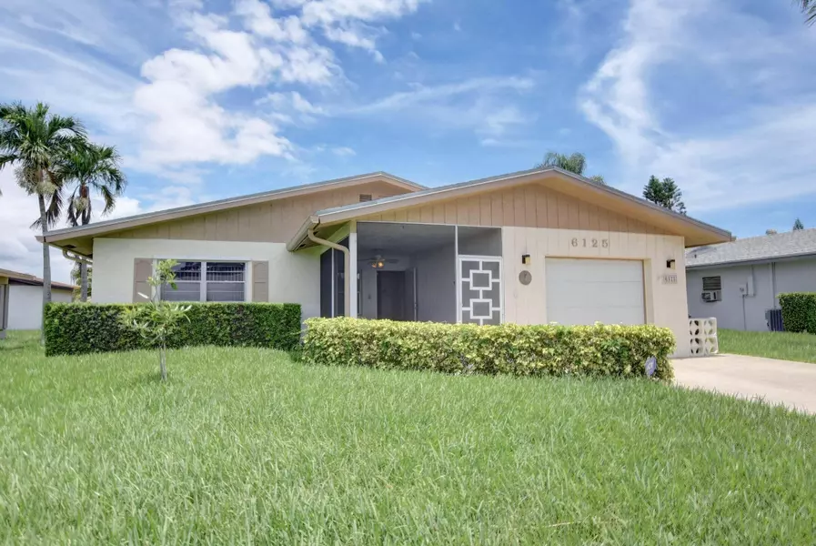 6125 Stanley LN, Delray Beach, FL 33484