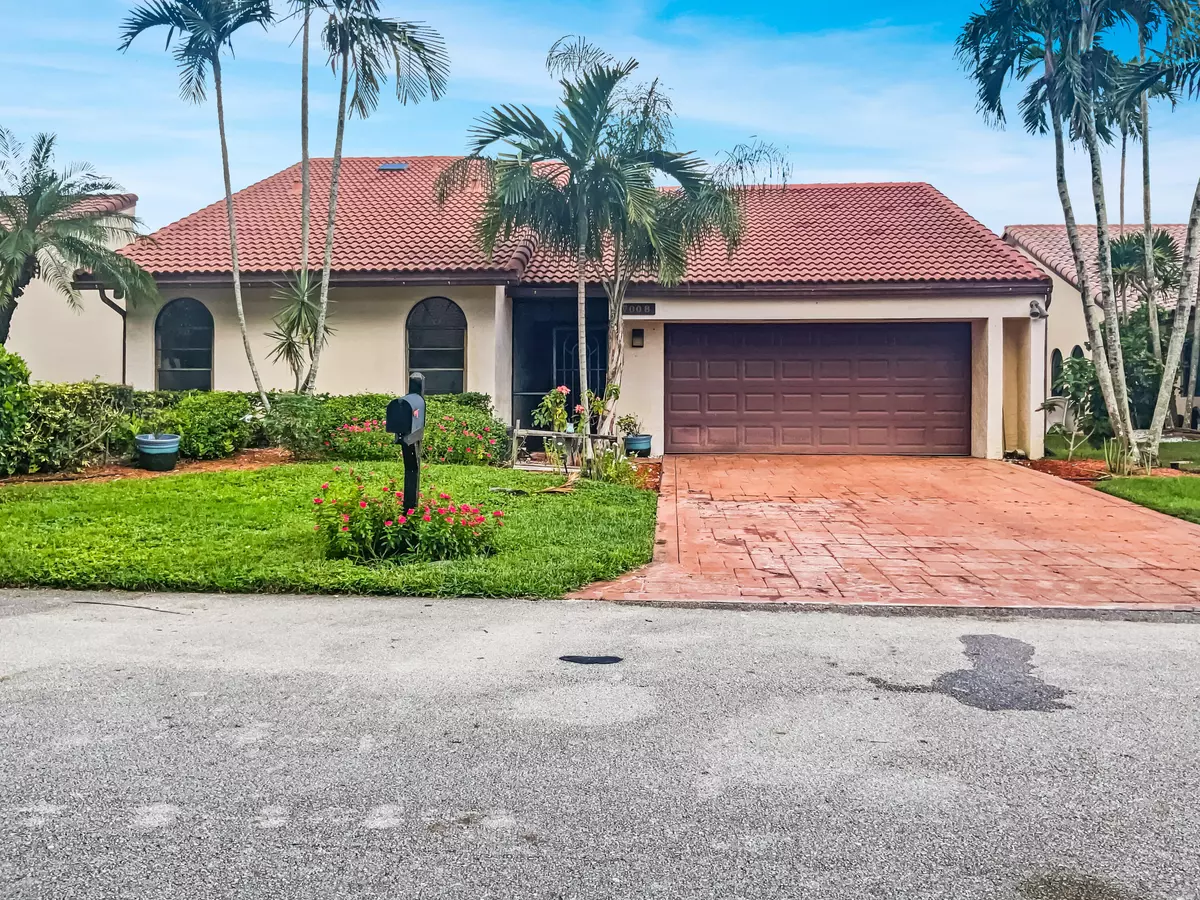 Tamarac, FL 33321,7008 Golf Pointe CIR