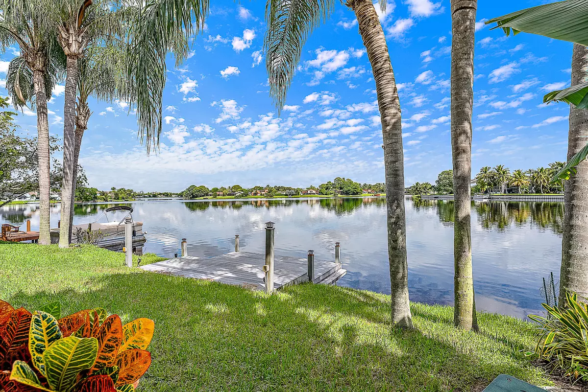 Wellington, FL 33414,12601 Shoreside LN