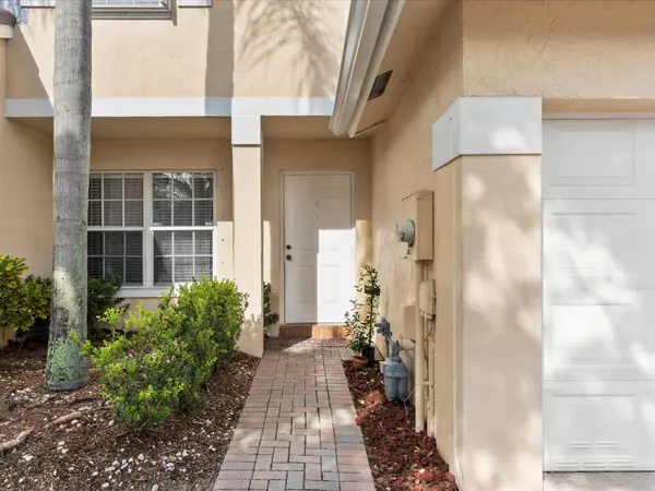 Sunrise, FL 33351,5343 NW NW 90th AVE