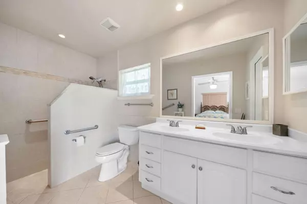 12068 NW 27th DR Coral Springs, FL 33065