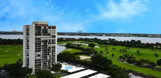 2000 Presidential WAY 1903, West Palm Beach, FL 33401