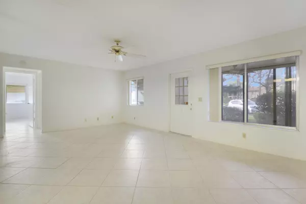 Greenacres, FL 33463,335 Knotty Pine CIR D-1