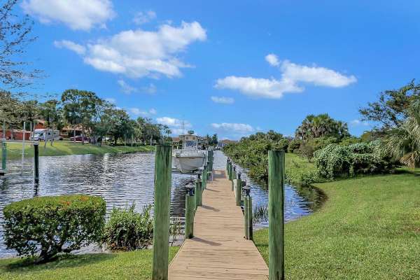 7186 SW Quiet River CT, Stuart, FL 34997