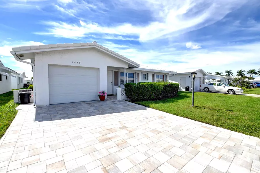 1830 SW 17th ST, Boynton Beach, FL 33426