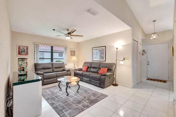 Delray Beach, FL 33484,6346 Royal Manor CIR