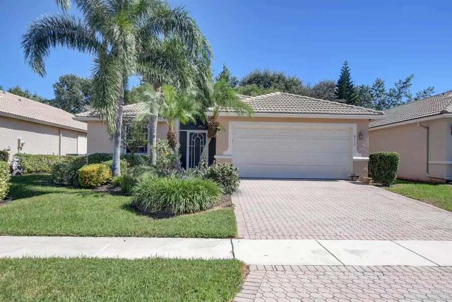 8130 Duomo CIR, Boynton Beach, FL 33472