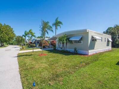 Jensen Beach, FL 34957,495 NE Moonstone DR