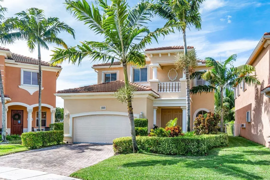 565 Gazetta WAY, West Palm Beach, FL 33413