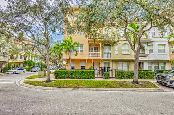 Palm Beach Gardens, FL 33410,2465 San Pietro CIR