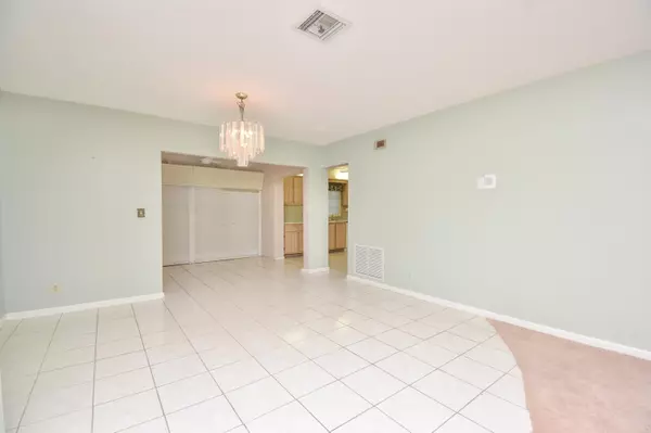 Boynton Beach, FL 33436,4765 Greentree Cres      Unit A CRES A