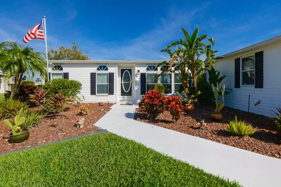 3112 8th Hole DR, Port Saint Lucie, FL 34952