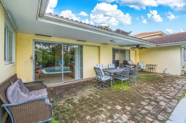 Boca Raton, FL 33432,365 NE 3rd ST