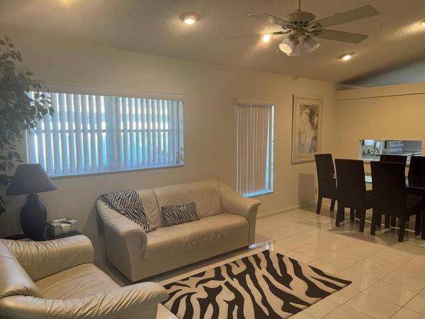 Boca Raton, FL 33496,8641 Jasmine WAY