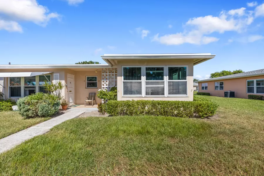 265 High Point BLVD D, Boynton Beach, FL 33435