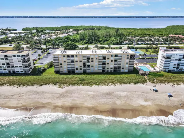 Jensen Beach, FL 34957,10200 S Ocean DR 103