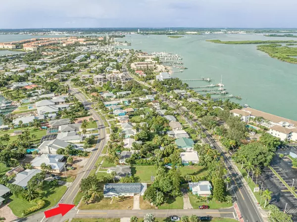 Fort Pierce, FL 34949,107 Fernandina ST