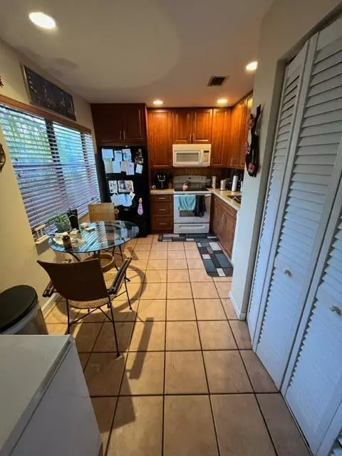 Delray Beach, FL 33484,16415 E Grape WAY