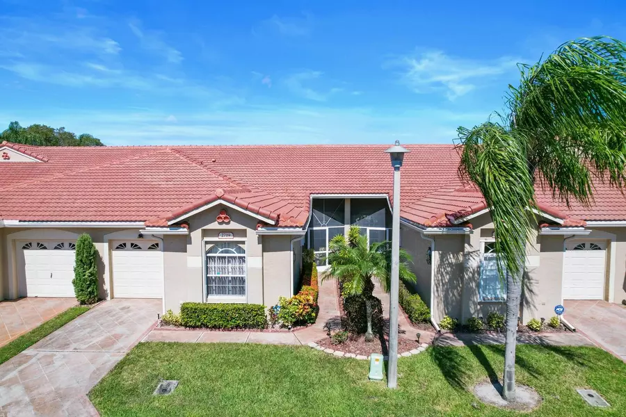 2719 Quaking Leaf LN, Boynton Beach, FL 33436