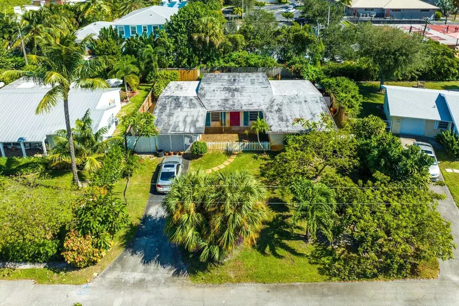 433 Aylesbury RD, Delray Beach, FL 33444