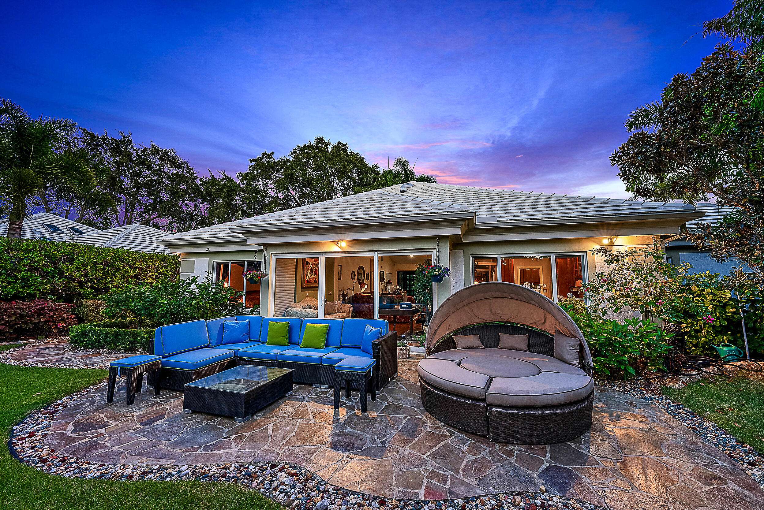 Jupiter, FL 33477,3902 Captains WAY