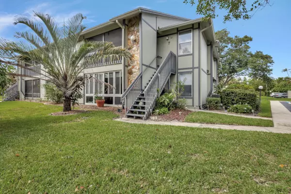 8164 SE Croft CIR B-7, Hobe Sound, FL 33455