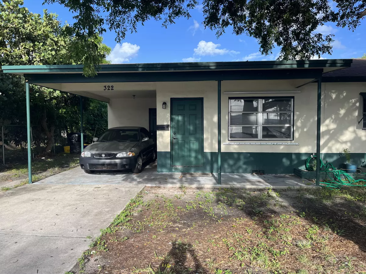 Lake Worth, FL 33460,322 S A ST