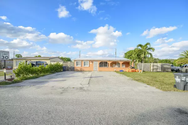 Lake Worth, FL 33461,2904 Vassallo AVE