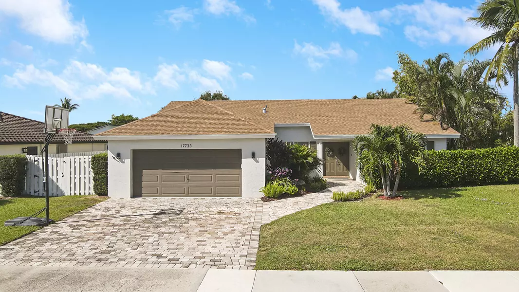 17723 Foxglove LN, Boca Raton, FL 33487